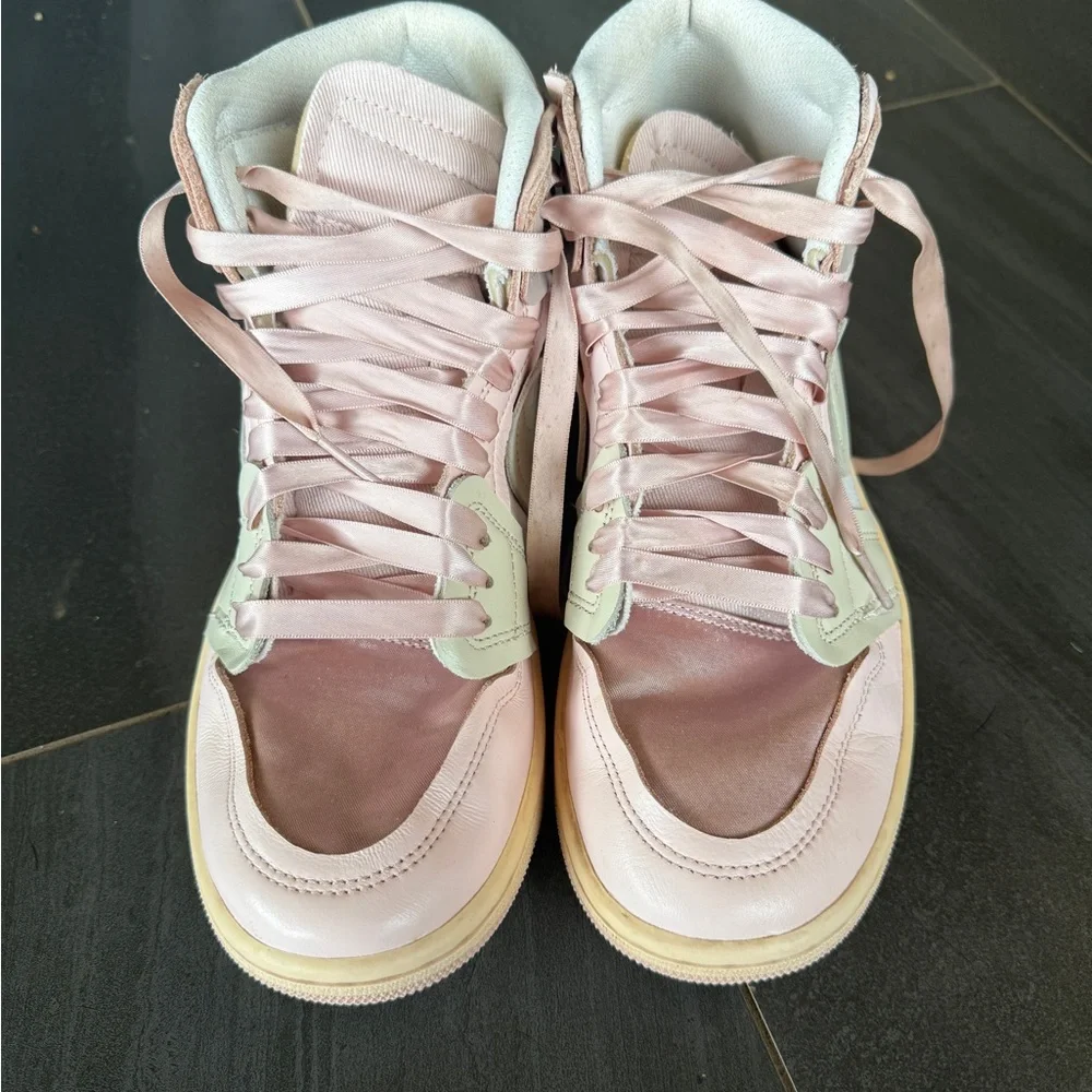 Jordan 1 Mid Women's Satin Pink Oxford Pink High Top Athletic Sneakers Size 7.5